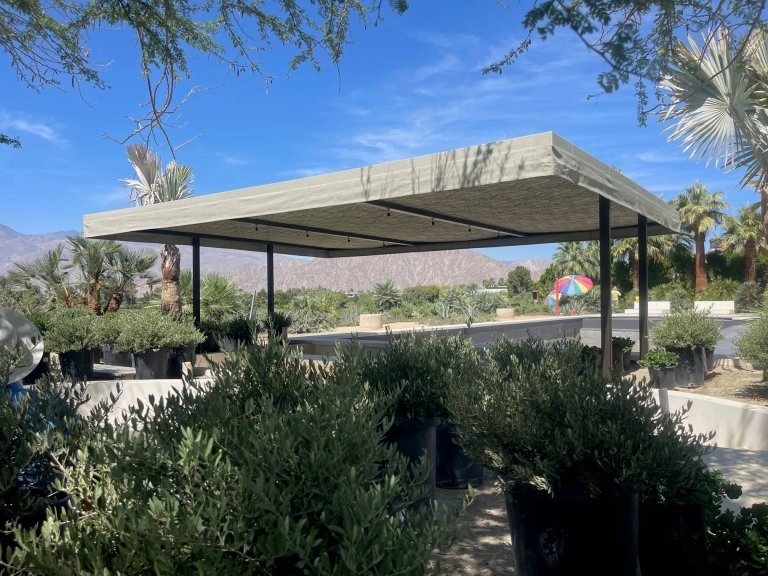 Showcases 1 Cantilevered Pool Cabana in La Quinta | La Quinta, CA | Madison Club | Van Nuys Awning | La Quinta