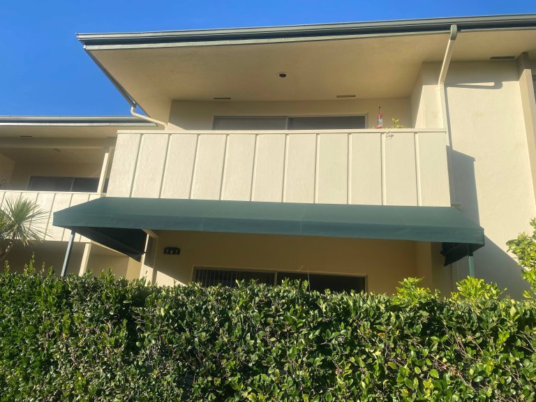 Showcases 9 Closed End Canopies at Bradford Place Condominiums in Pasadena | Pasadena, CA | Van Nuys Awning | Pasadena