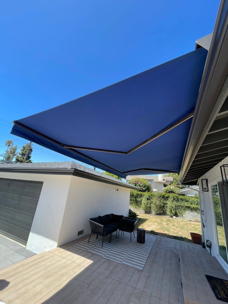 Showcases 2 Deluxe Motorized Retractable Awning in Ventura, CA | Ventura, CA | Van Nuys Awning | Ventura