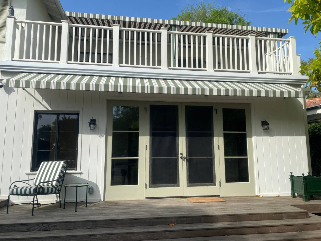 Roof Mount Closed End Awnings with Posts and Traverse Drapes | Toluca Lake, CA | Van Nuys Awning | Toluca Lake