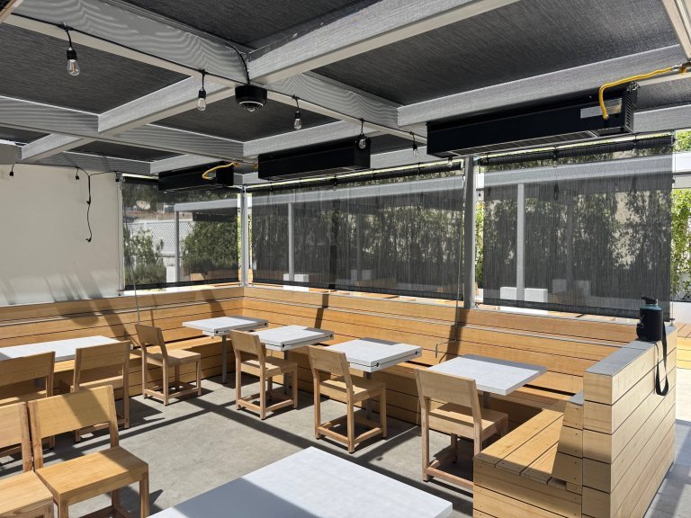 Showcases 6 Shade Cover Structures with Drop Rolls in Calabasas | Calabasas | Van Nuys Awning | Calabasas